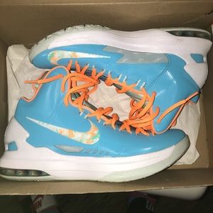 Kd V Easter